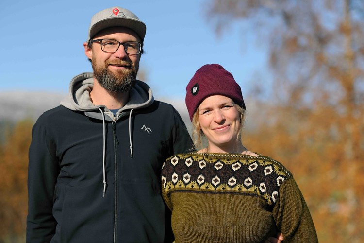 Siri & Audun, the hosts and guides at Urørt Bike Lodge.